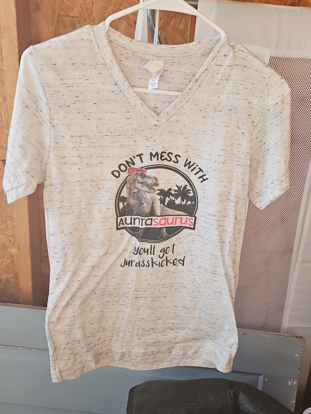 Bella Canvas Cream Speckled V‑Neck Auntiesaurus Tee